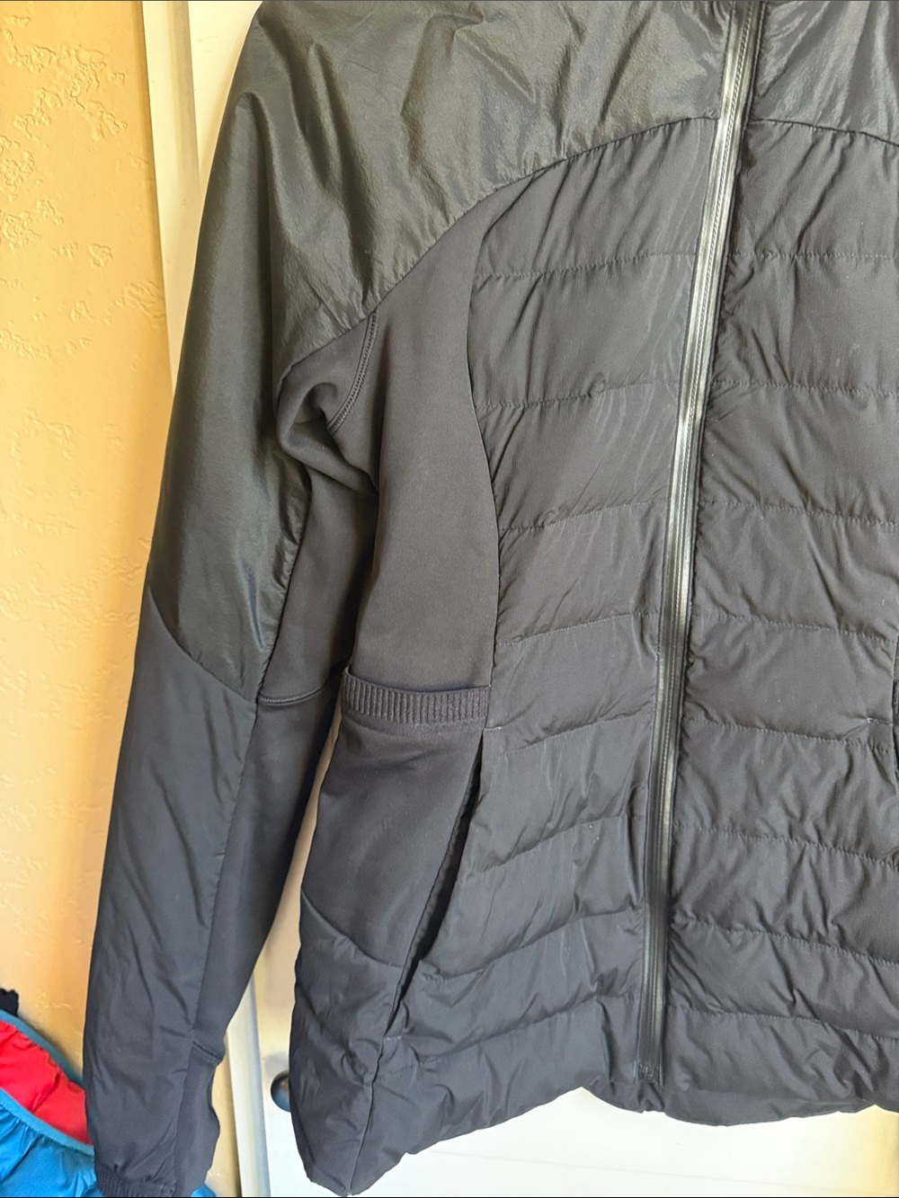 Lululemon Down for It All Jacket
Black 8 - Picture 3 of 5